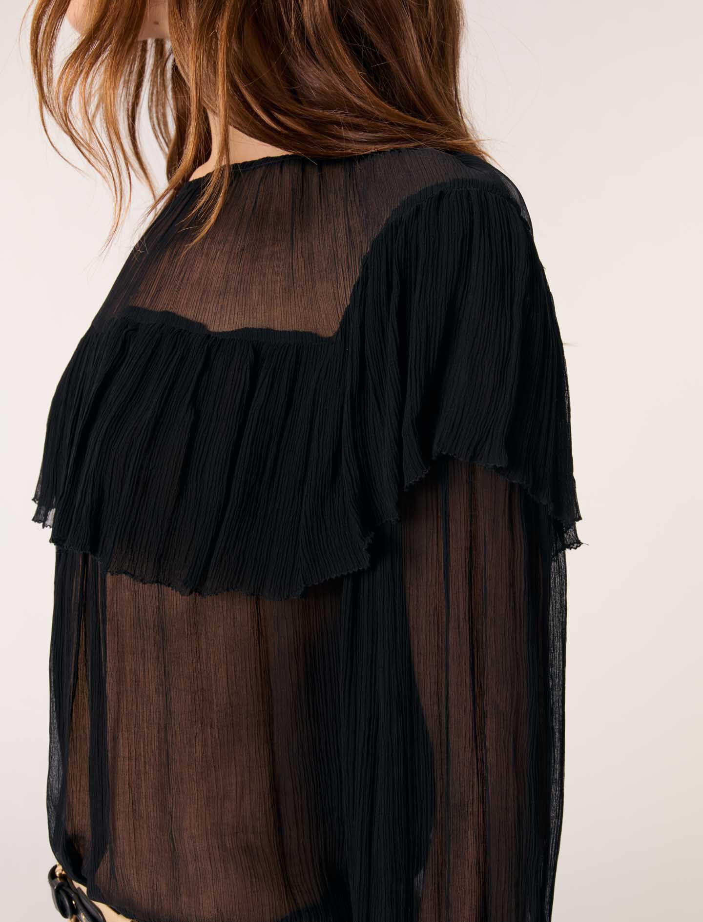 Ameri☆ RUFFLE FRILL CHIFFON BLOUSE ブラック Ameri（アメリ）の「RUFFLE FRILL CHIFFON BLOUSE（シャツ