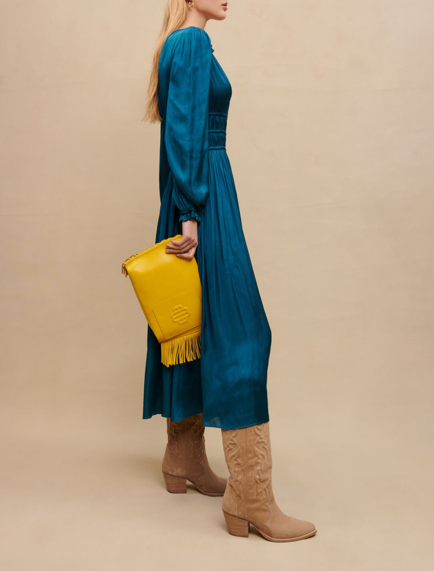 Midi dress in ruffled satin