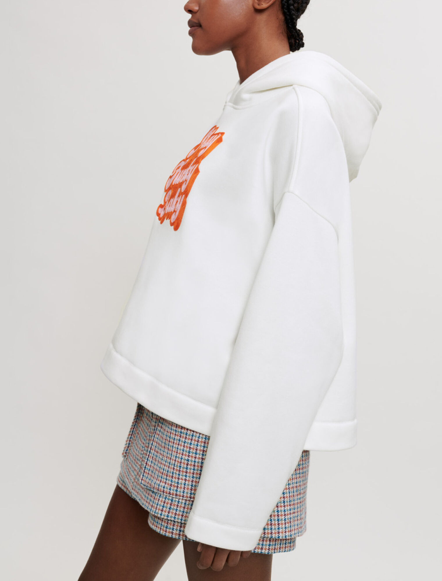 70’s-style embroidered sweatshirt
