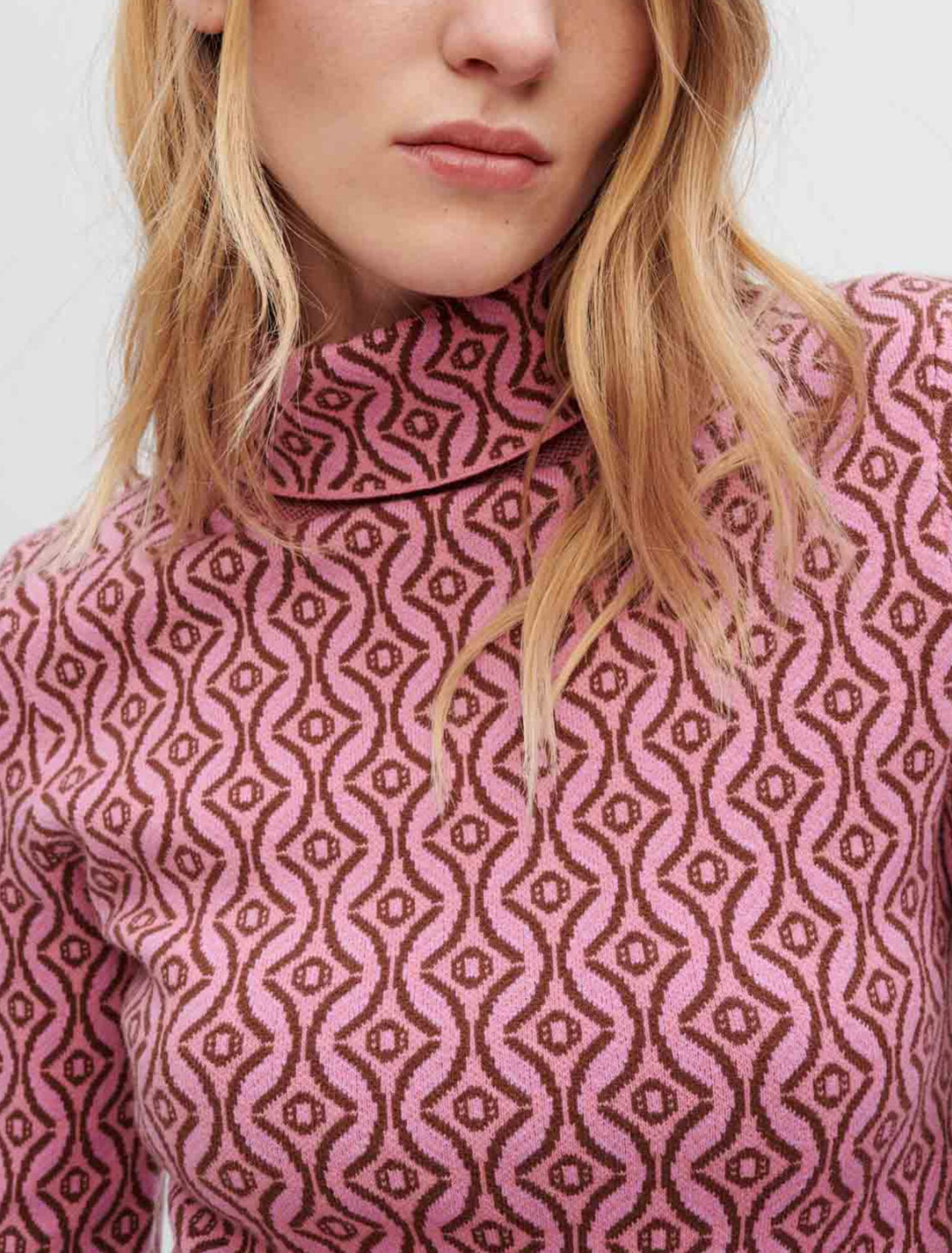 Fitted Maje Clover jacquard pullover