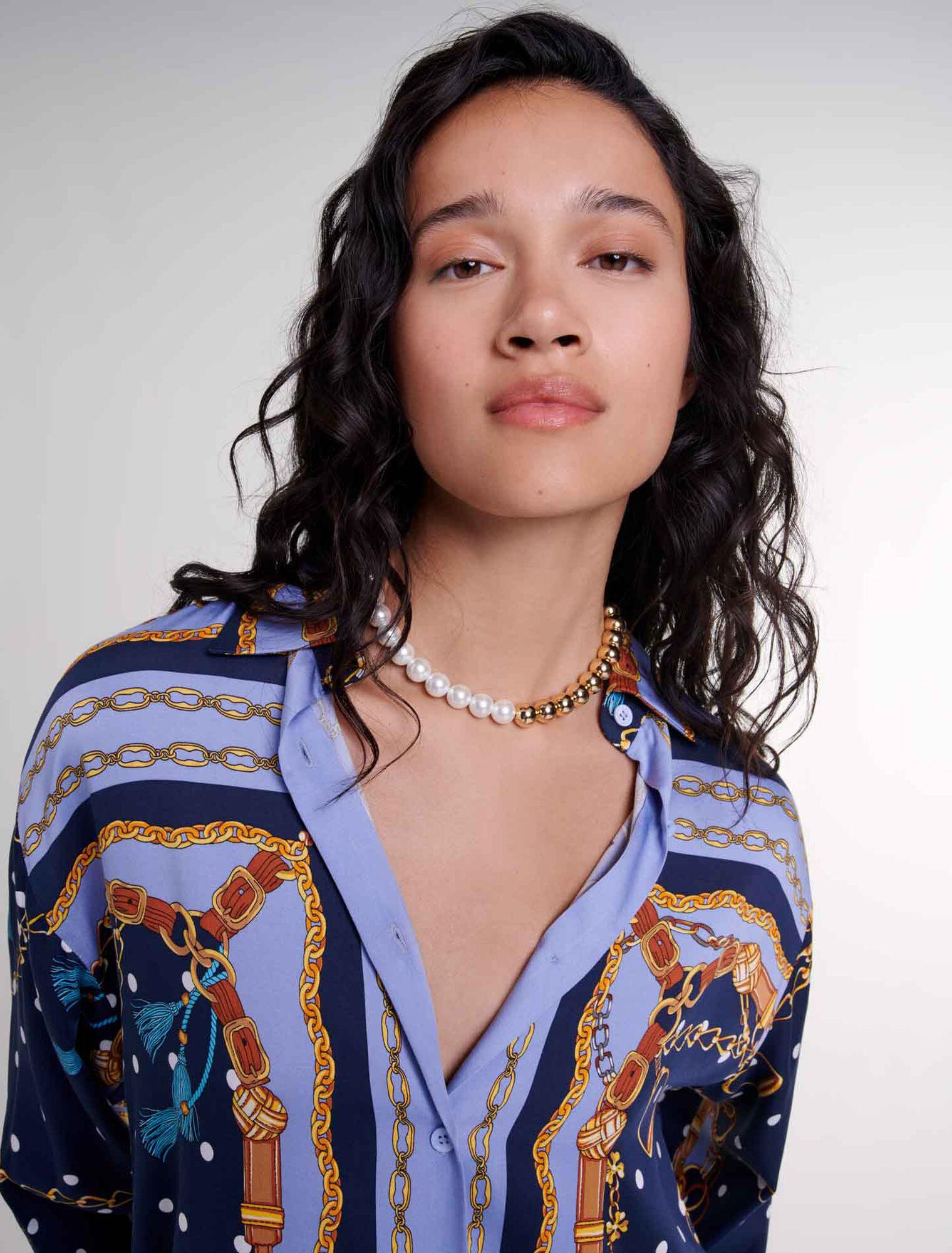 Satin-effect patterned shirt