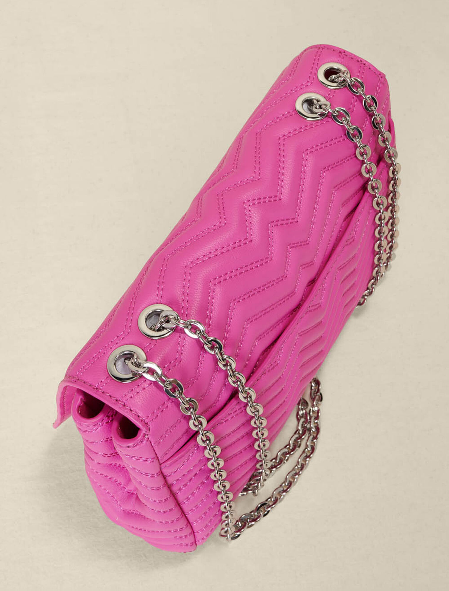 Leather bag with chain strap