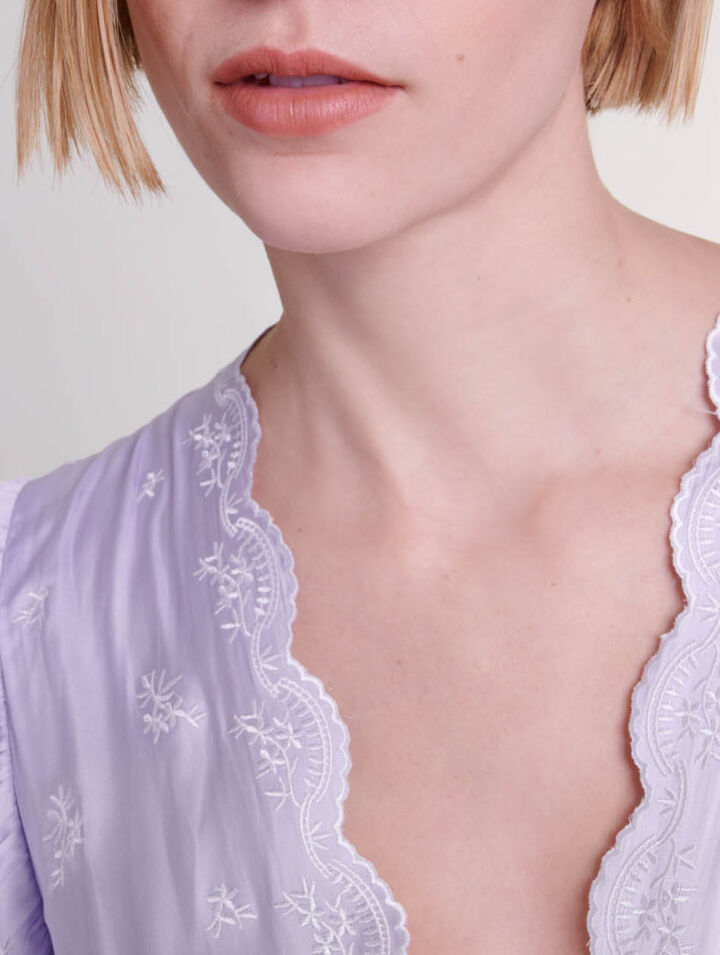 Short satin-look embroidered dress