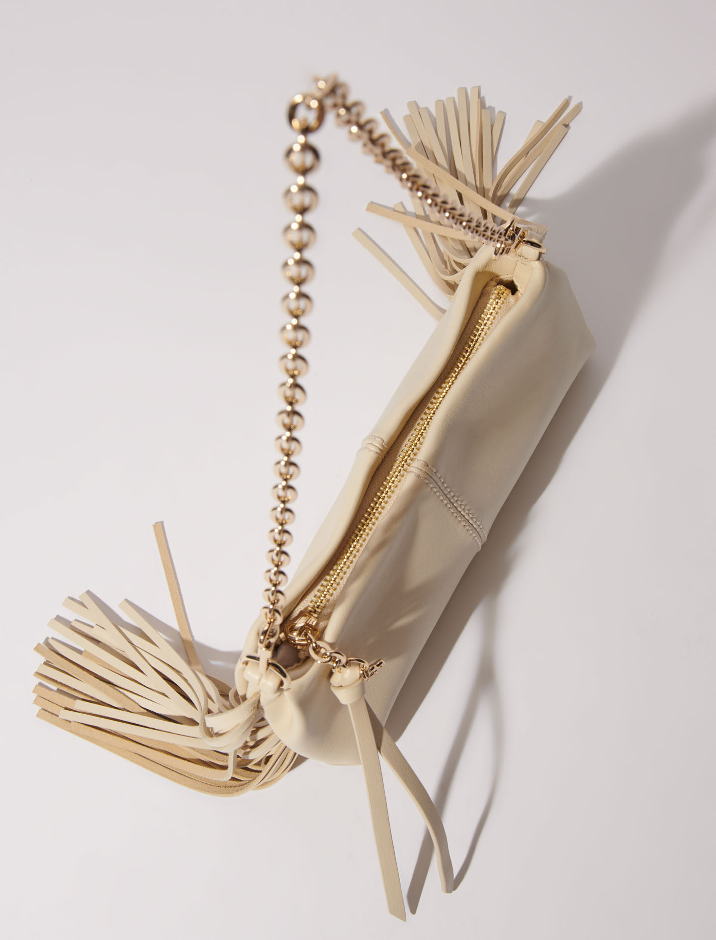 Miss M plain leather clutch bag Ecru For Women | Maje