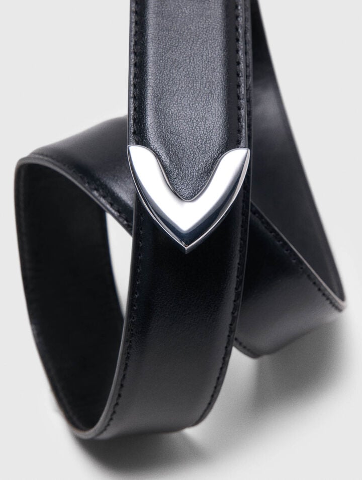 Smooth leather belt