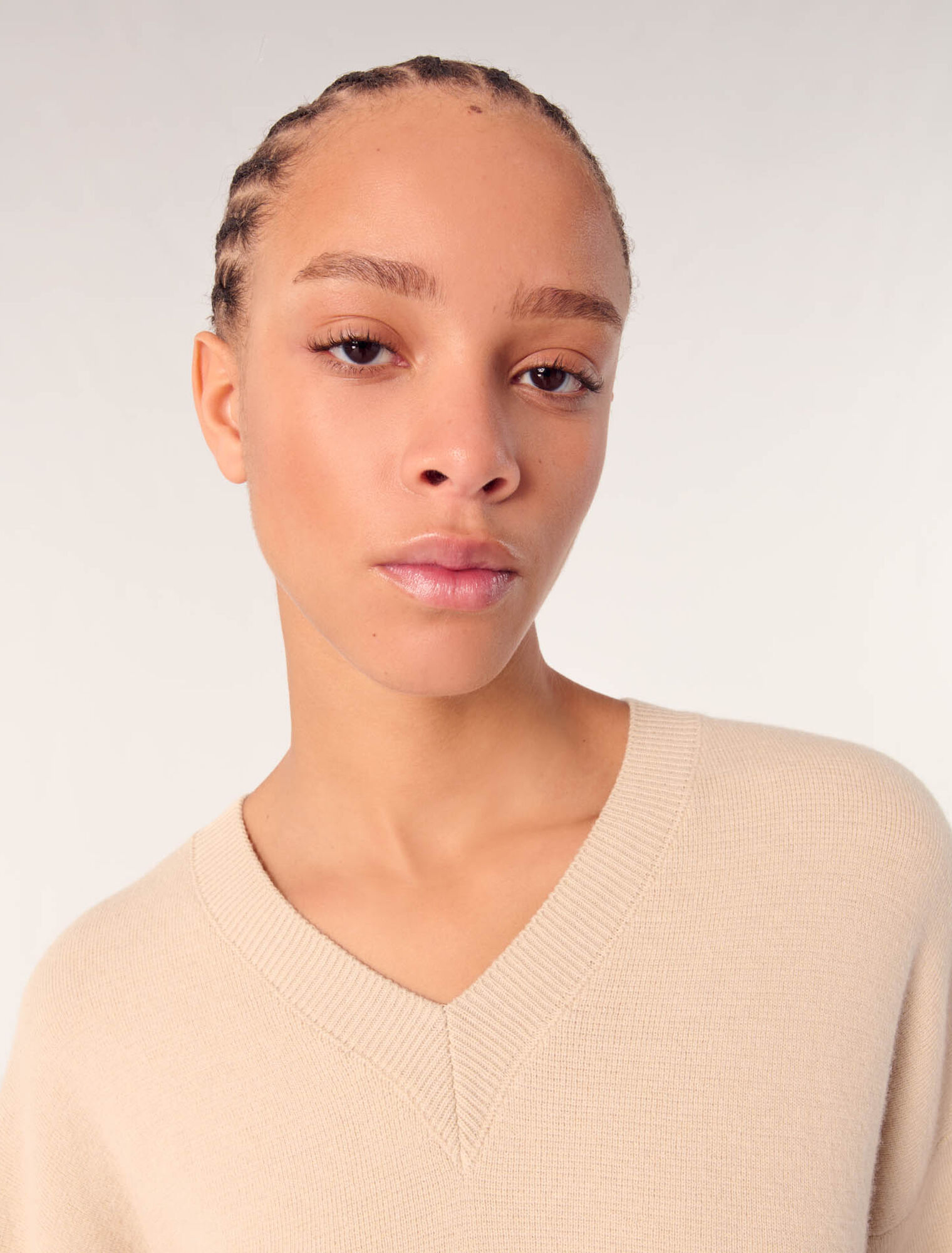 Wool blend V-neck sweater