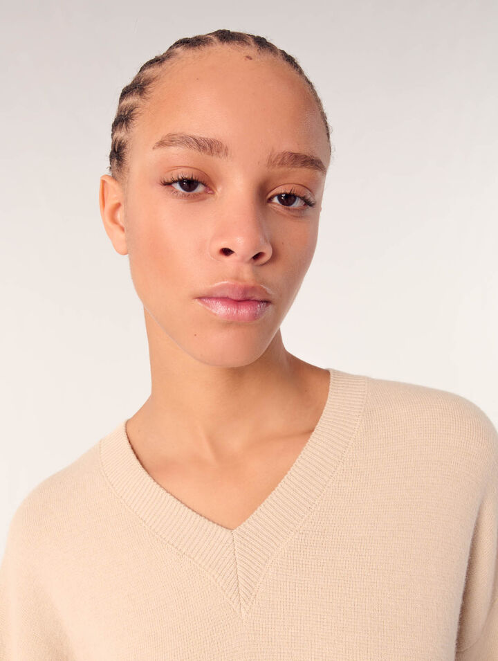 Wool blend V-neck sweater