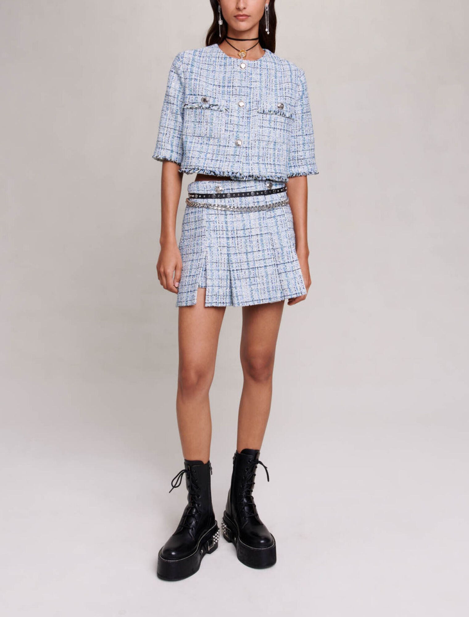 Short pleated skirt