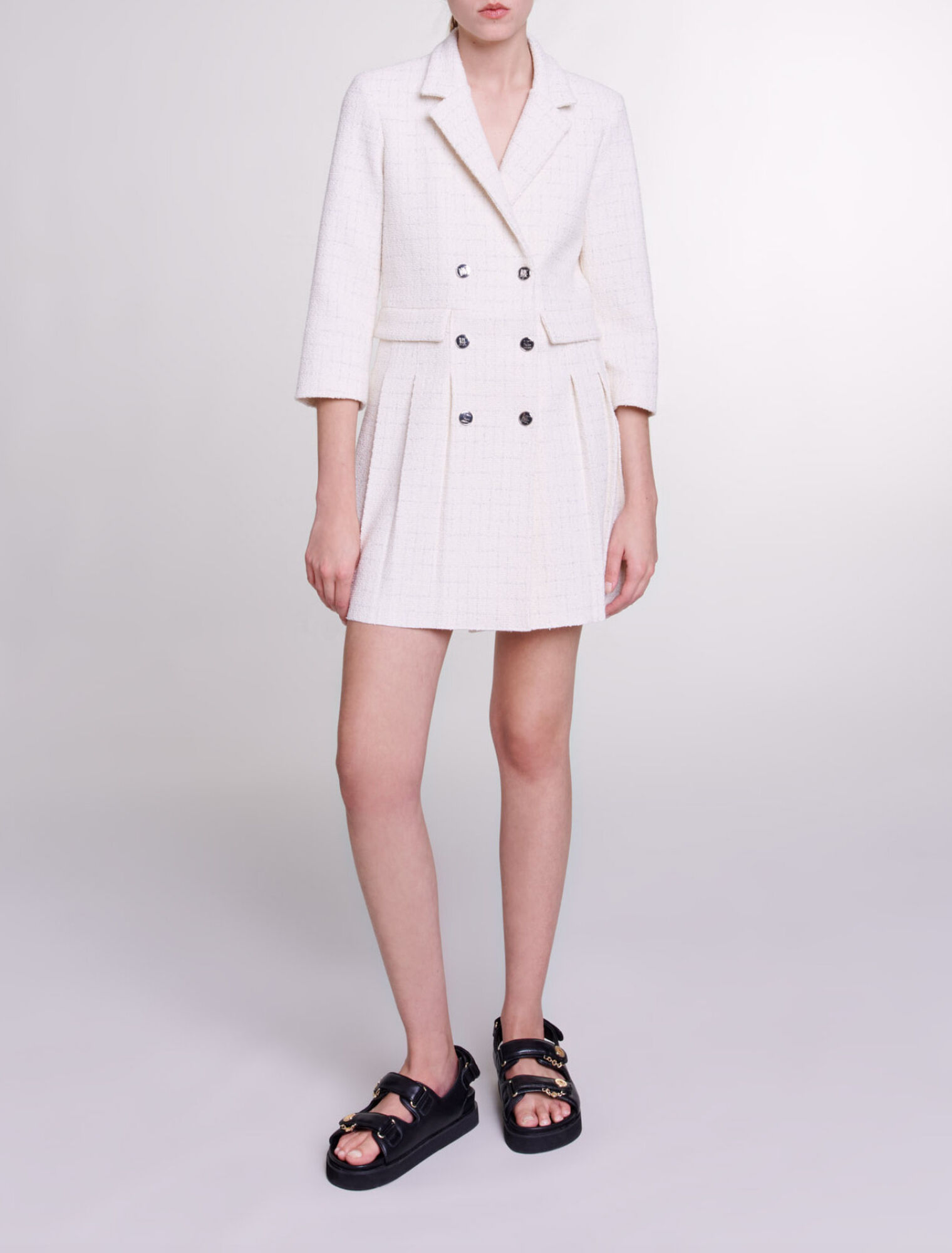 Short button-up dress