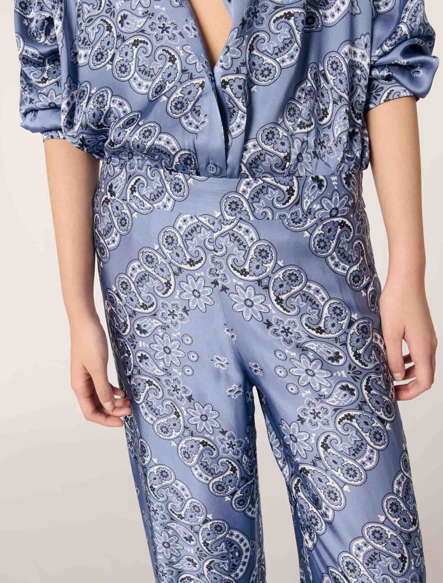 Flowing patterned bandana print pants