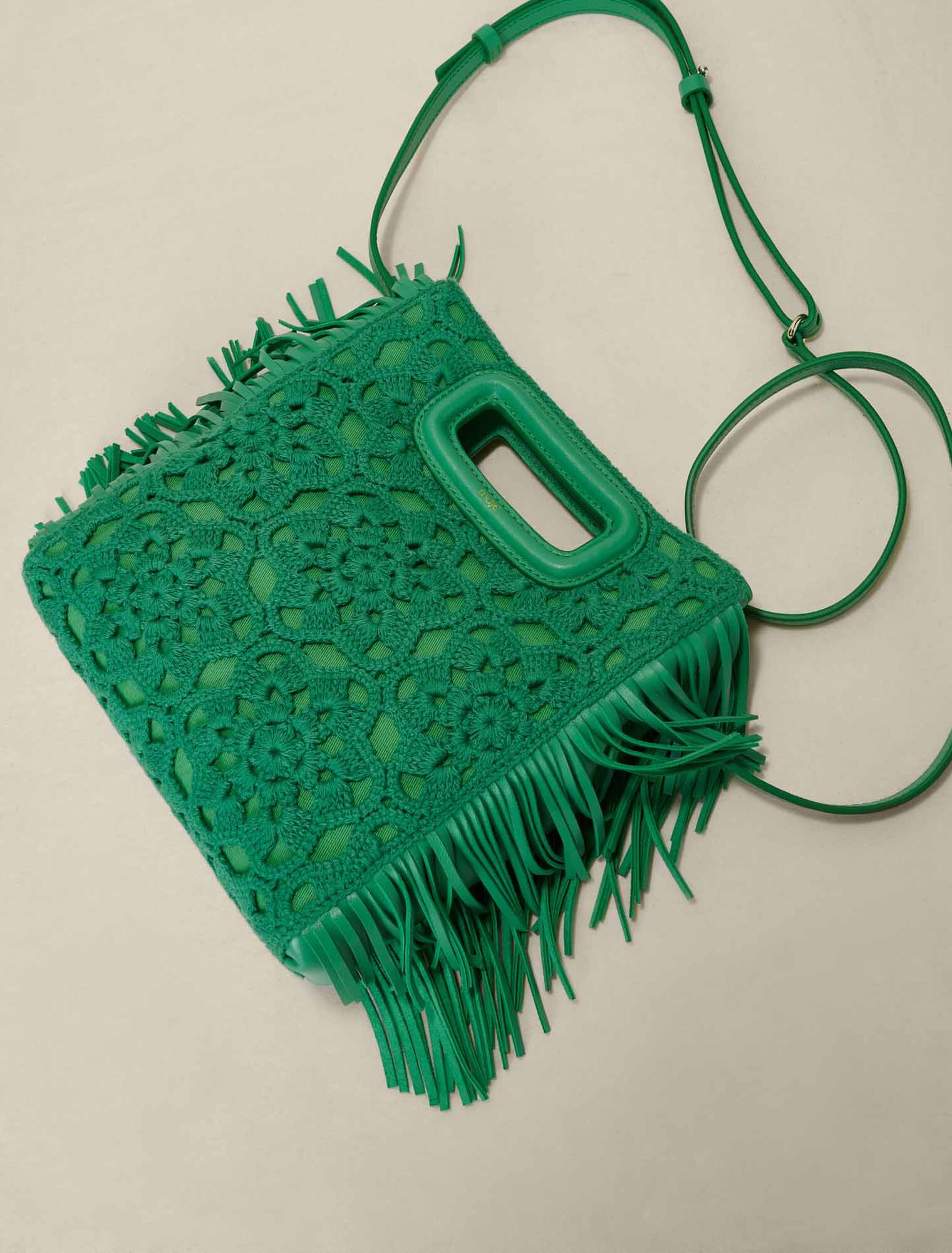 Crochet M bag