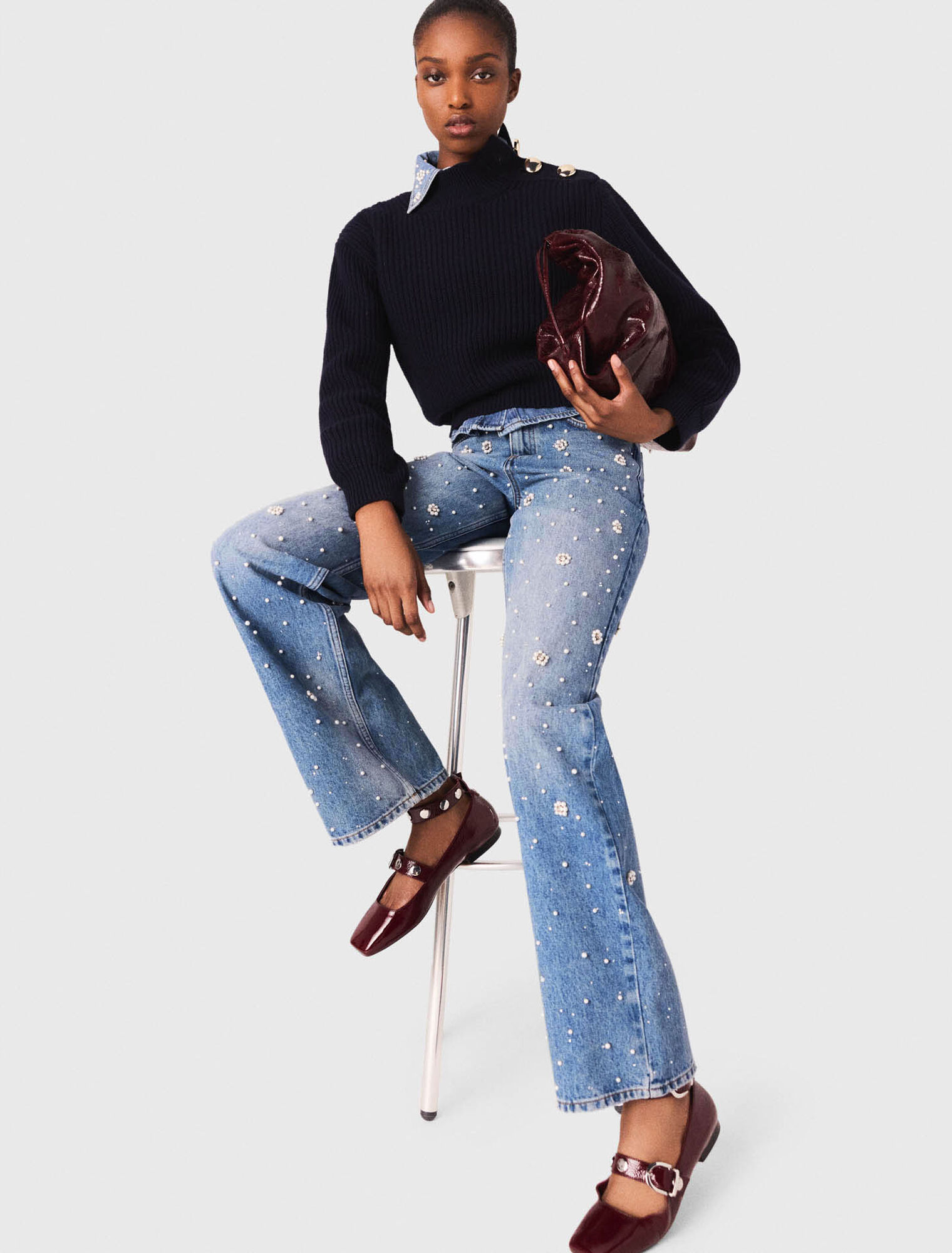 Wide-leg embroidered jeans
