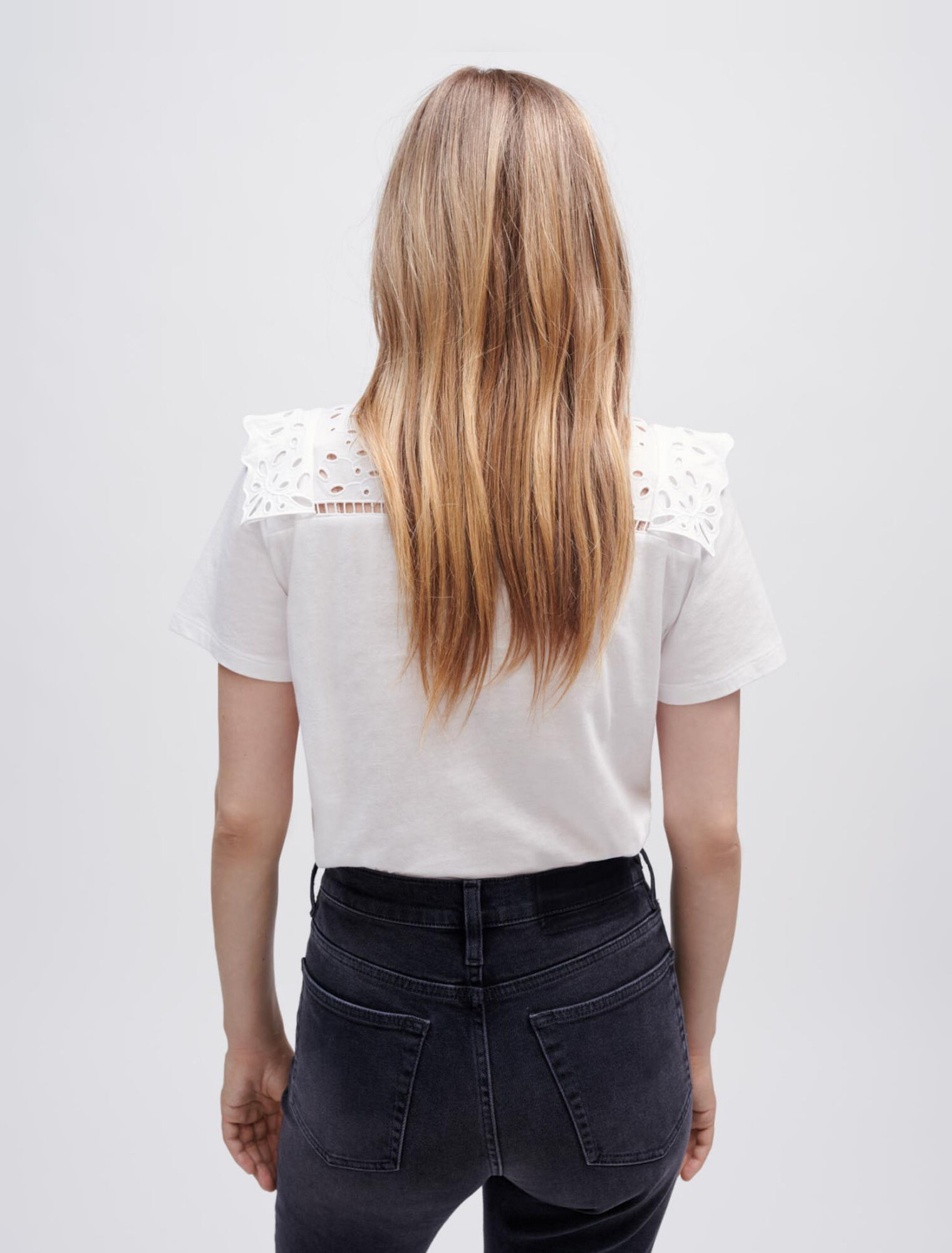 T-shirt with embroidery and frills