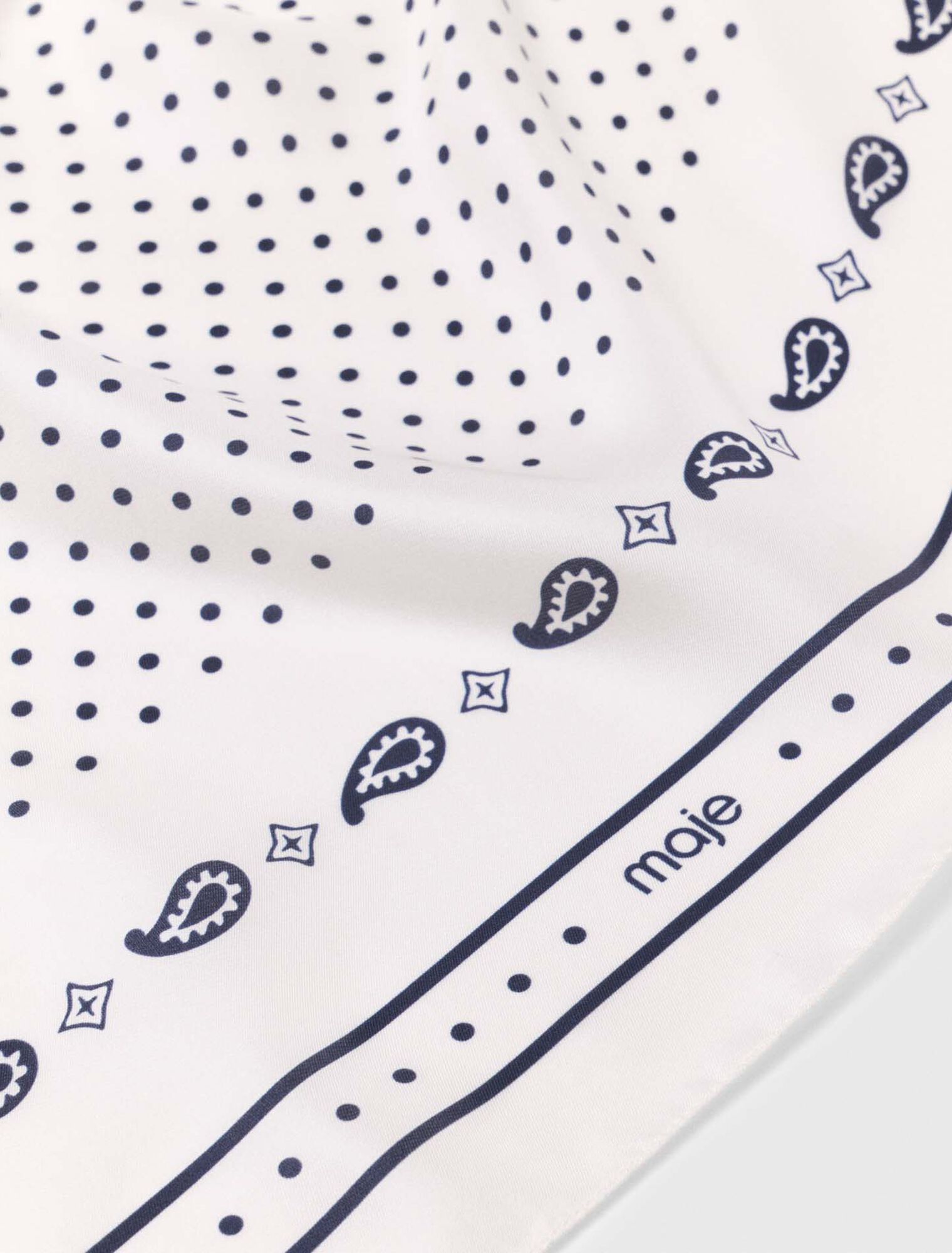 90x90 printed silk scarf