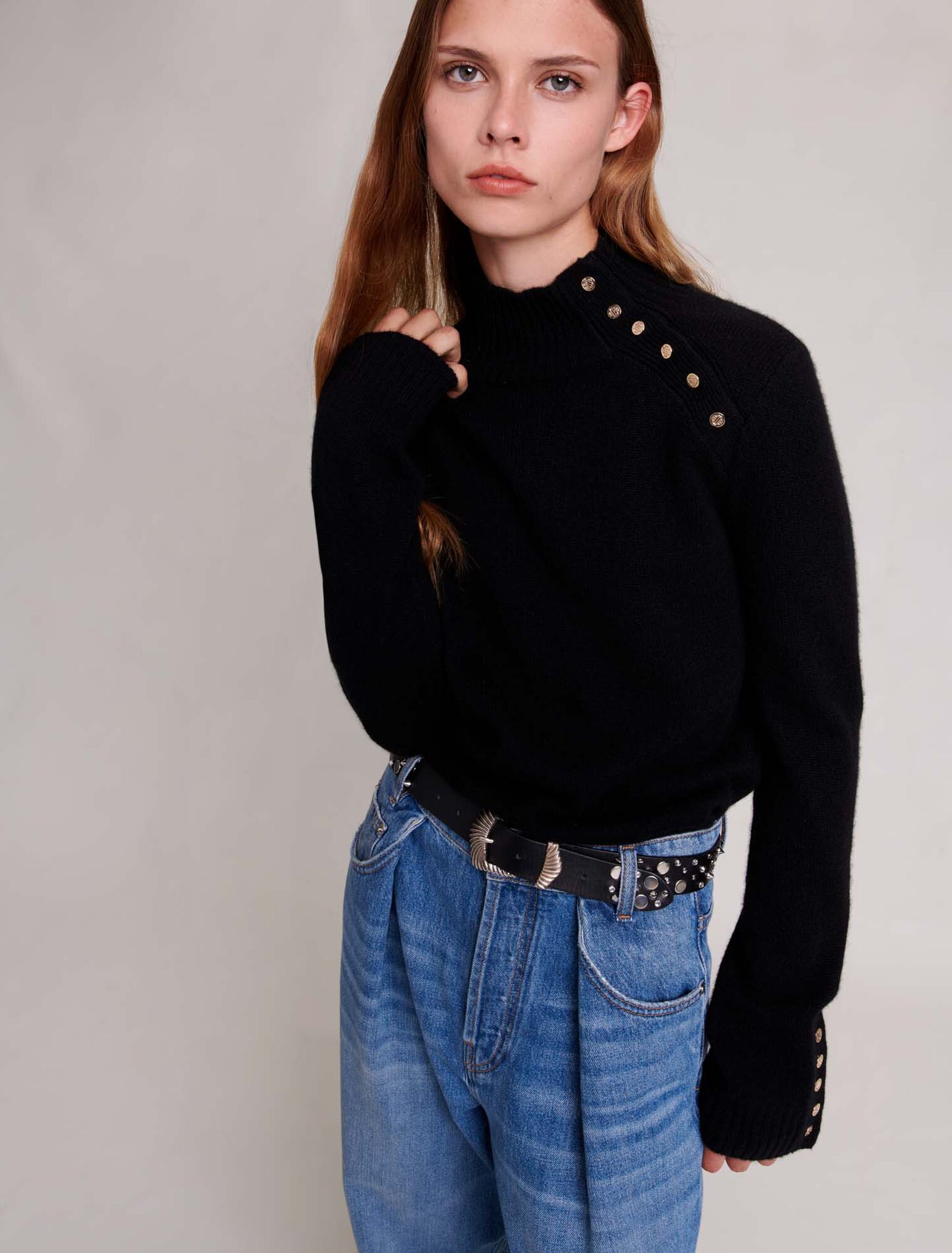 Cashmere sweater with gold snap buttons