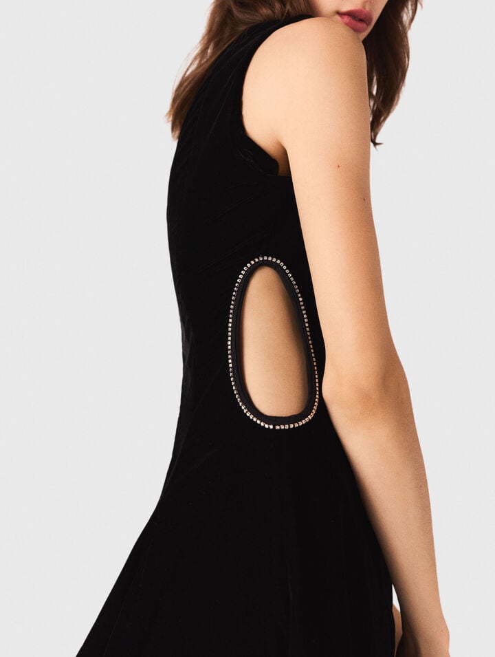 Short velvet dress