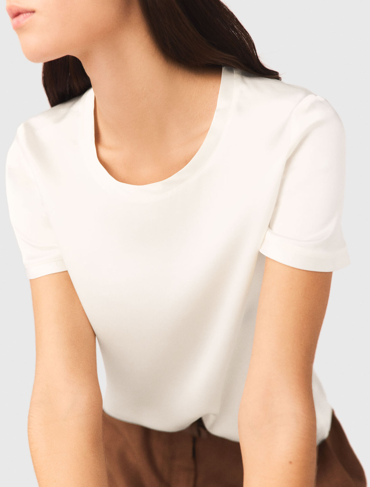 Short-sleeved silk top