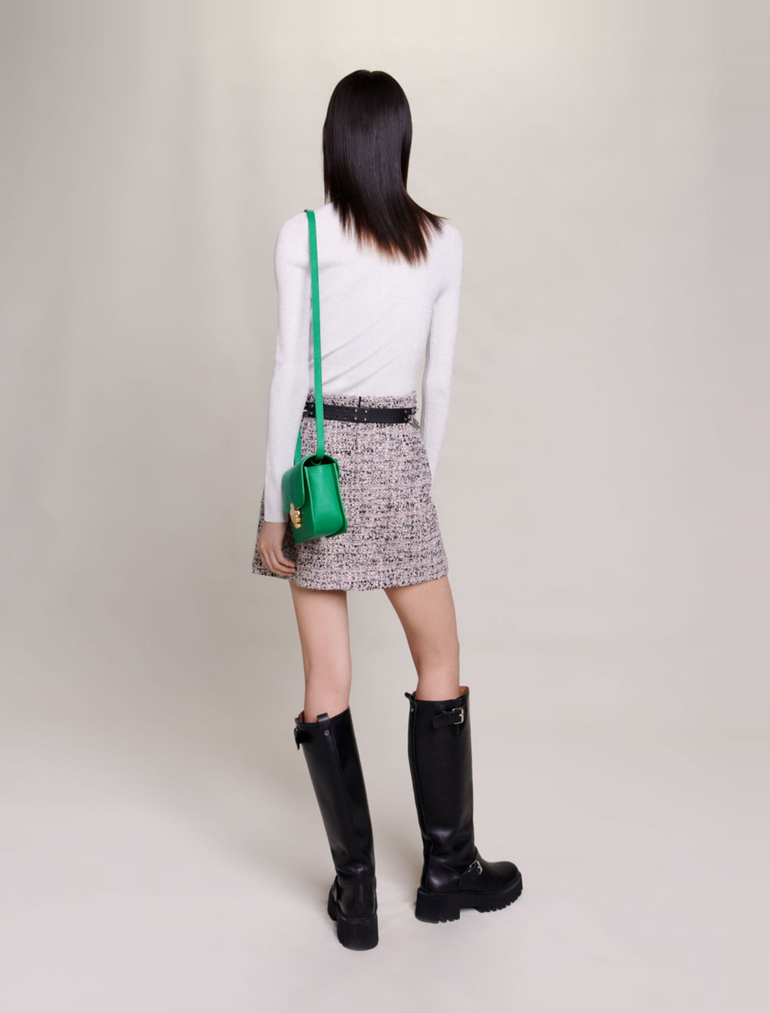 Short tweed skirt