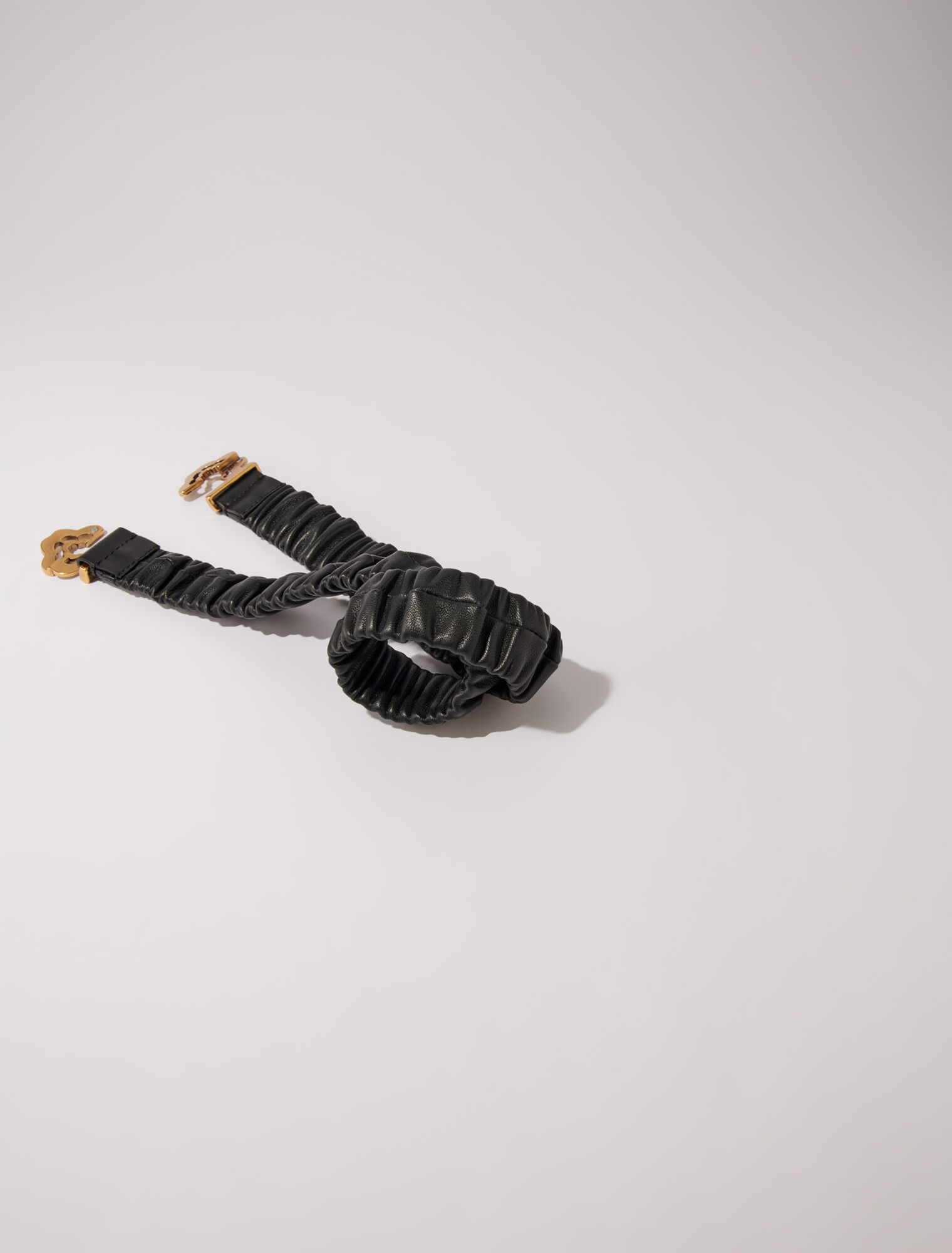 Elasticated leather belt