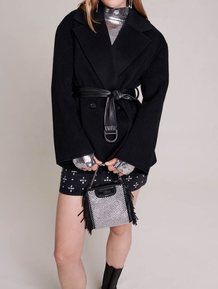 Short tied coat