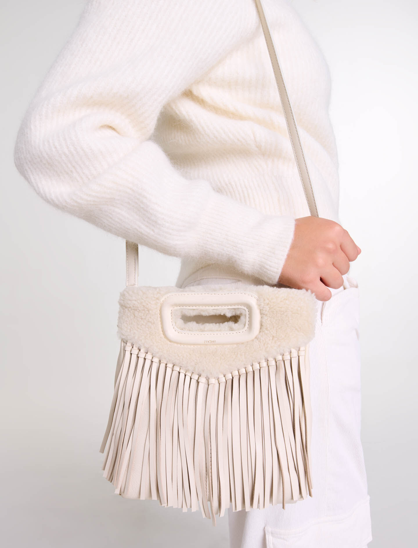 流行り の ブランド - 2024年おすすめのアイテム満載 Faux fur M bag シャツ/ブラウス(長袖/七分)