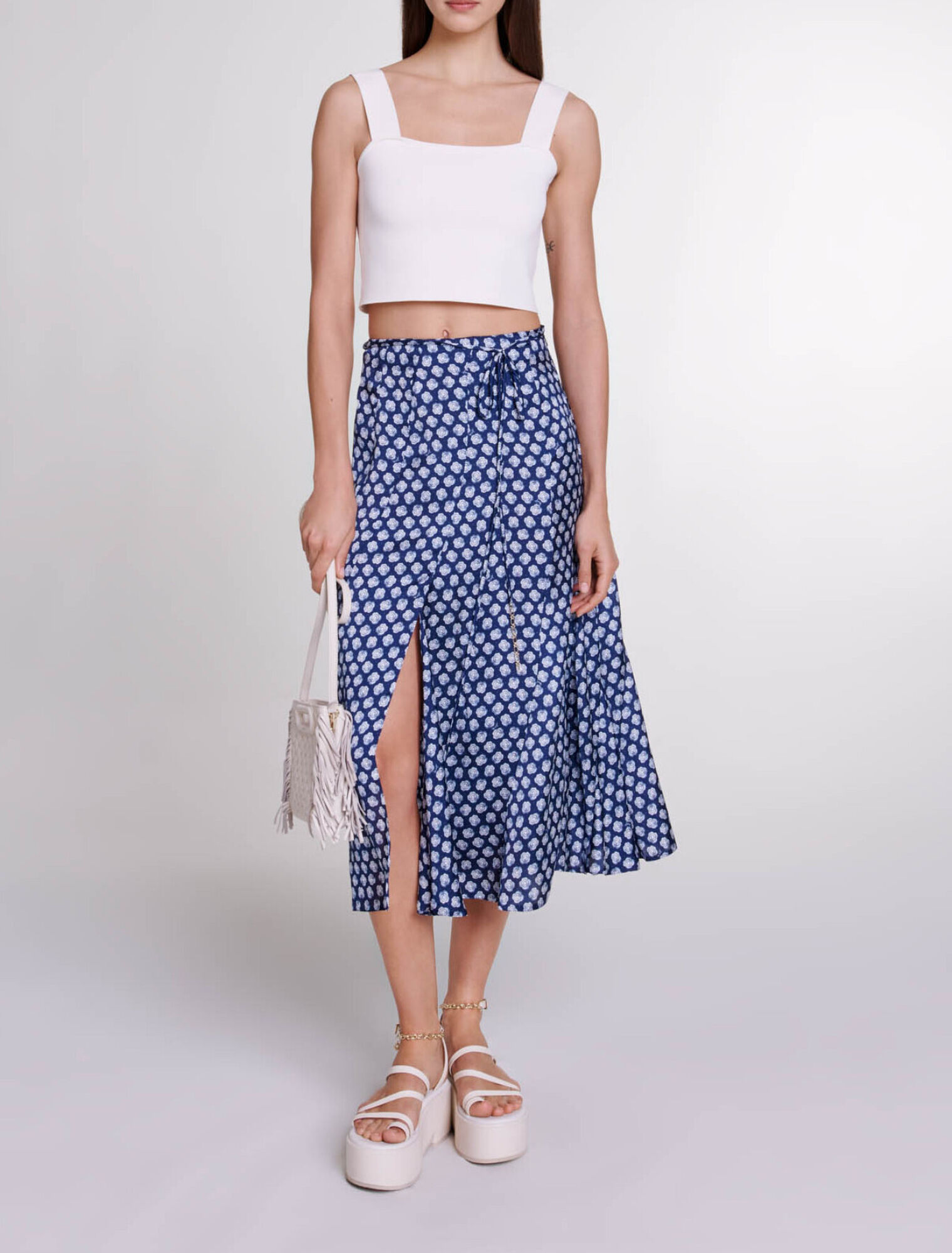 Mid-length satin-effect skirt