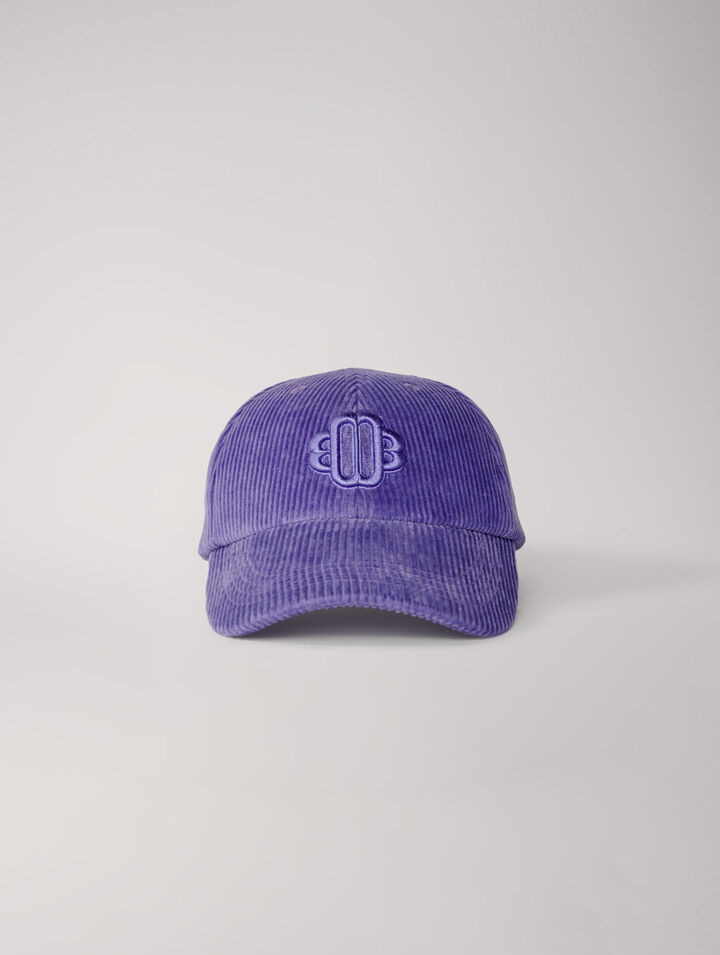 Cap in velvet