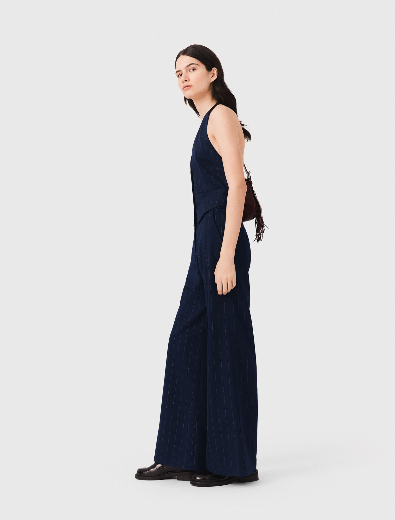 Tailored backless top