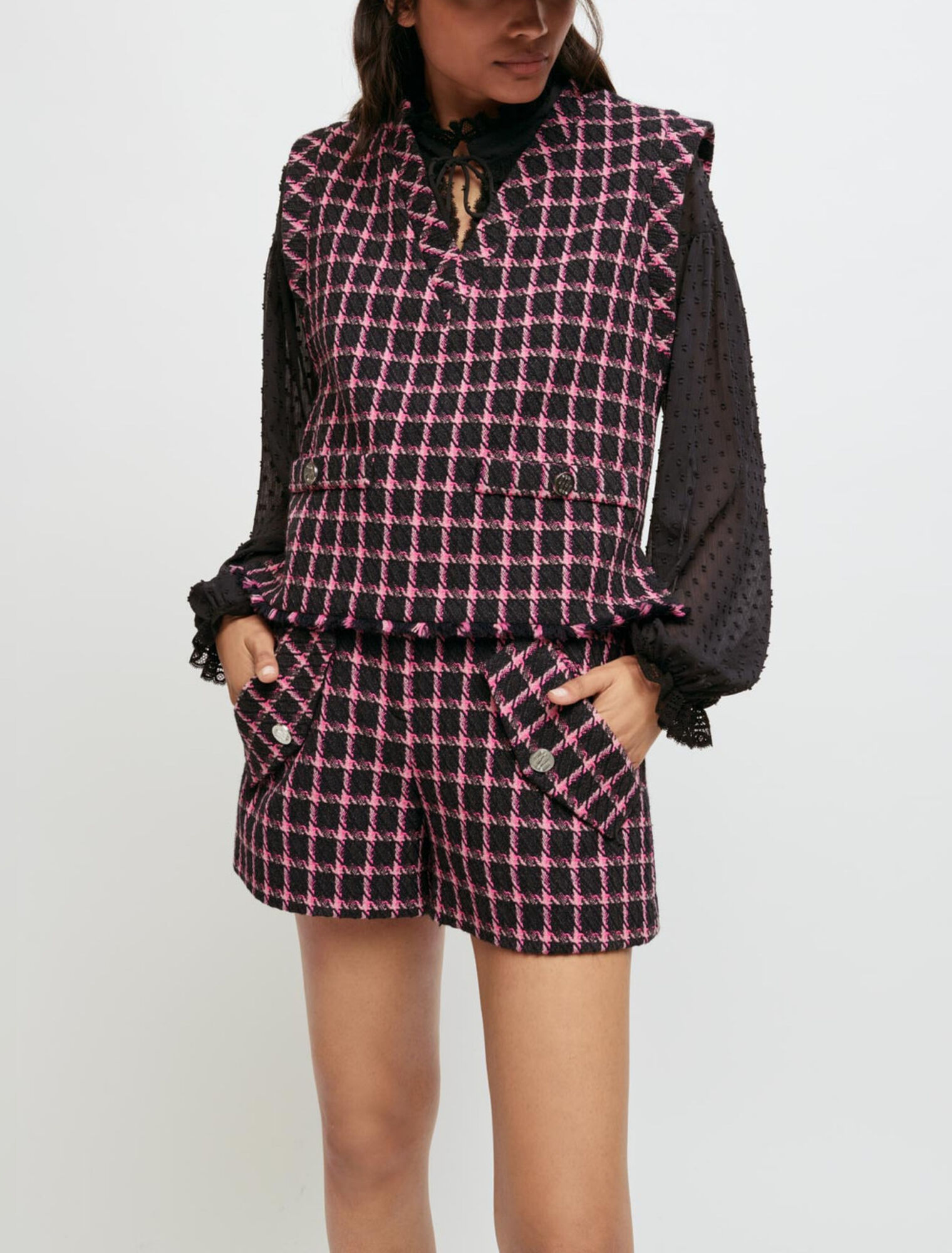Sleeveless plaid top