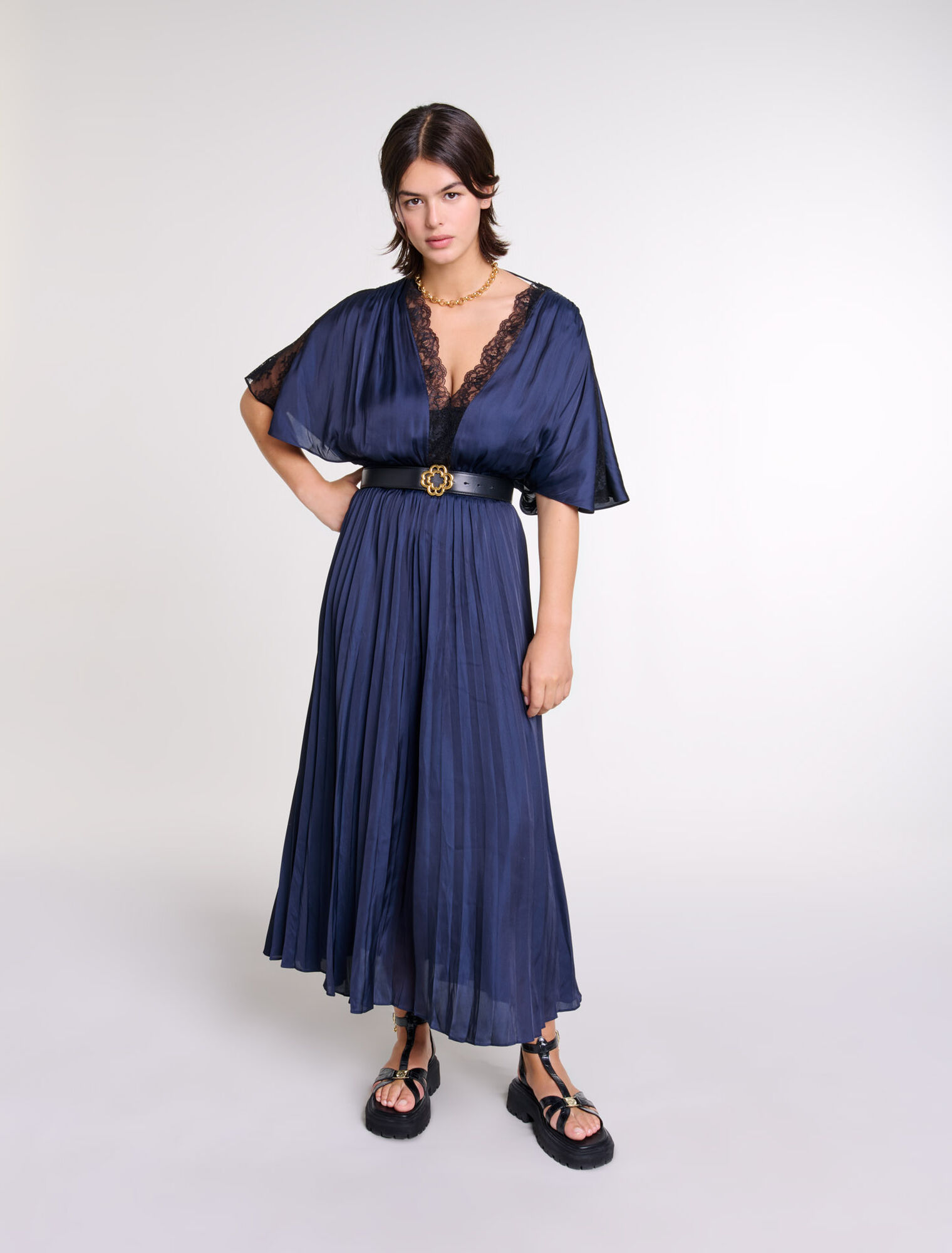 Pleated maxi dress with lace
