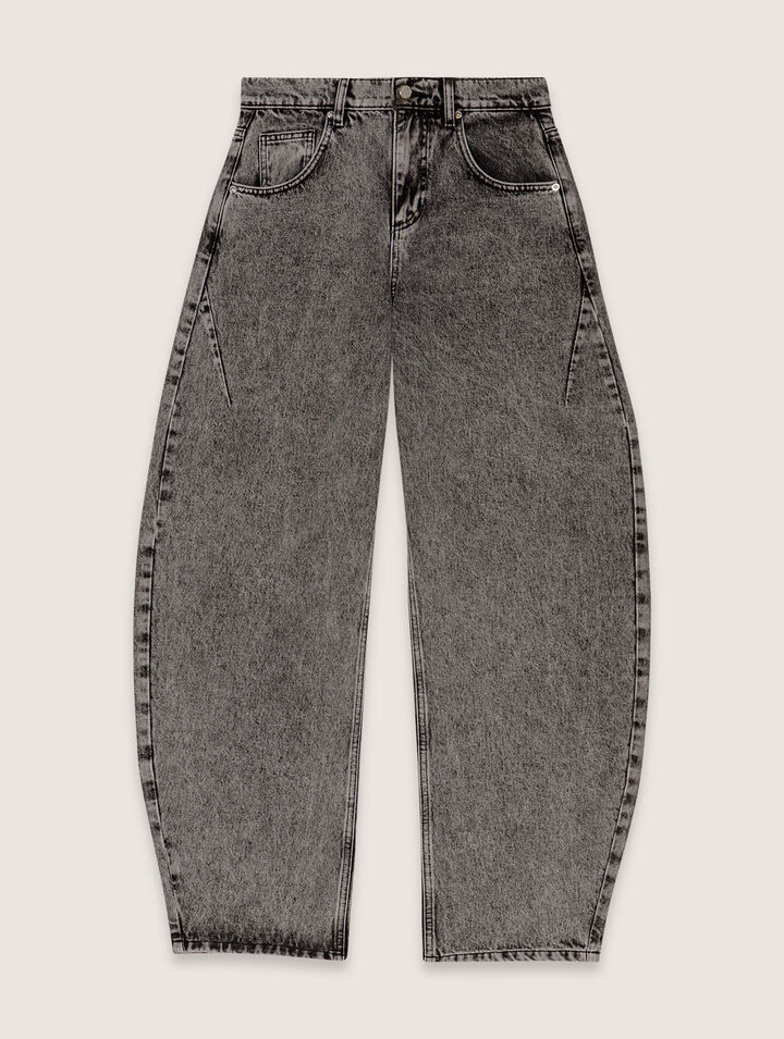 Oversized balloon jean