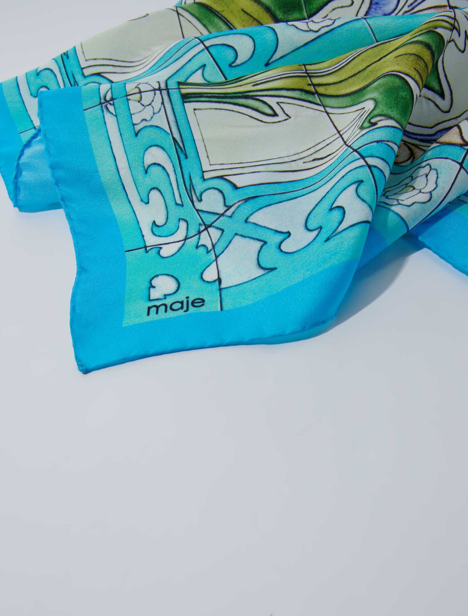 Mosaic pattern silk scarf