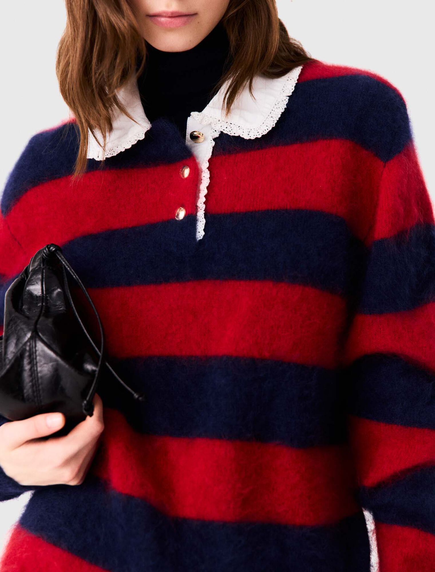 Fluffy sweater with poplin collar