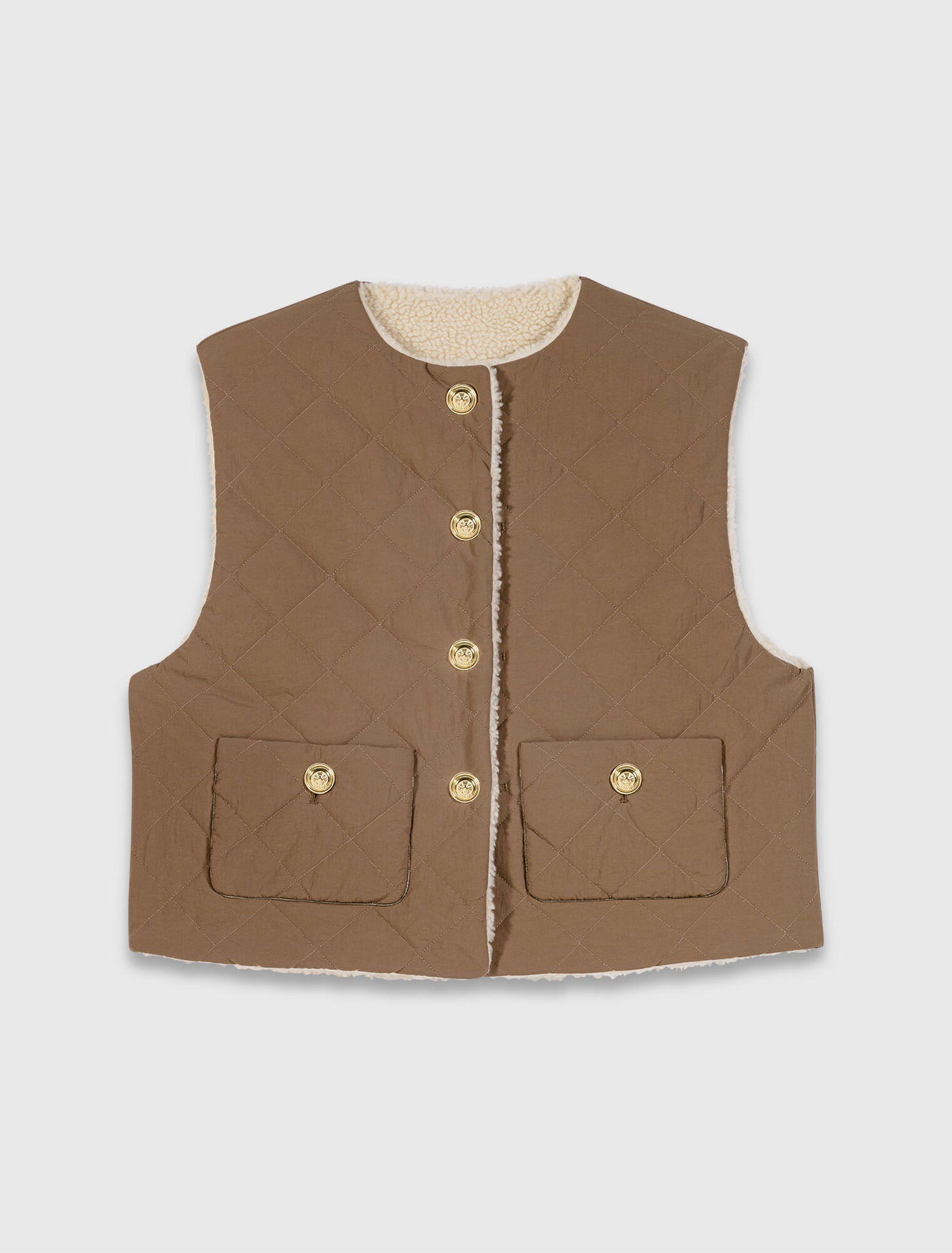 Short sleeveless puffer jacket Short sleeveless puffer jacket