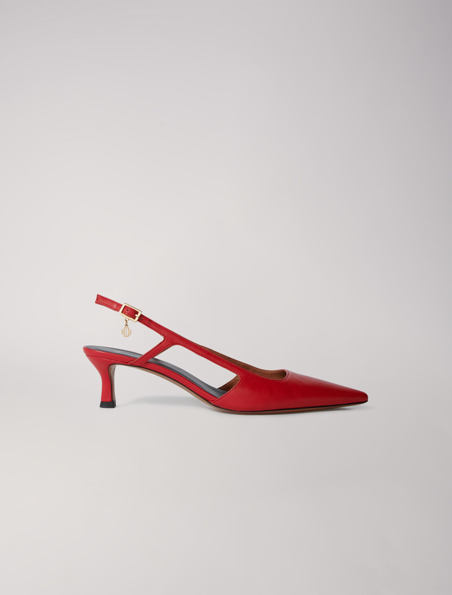 Leather court shoes