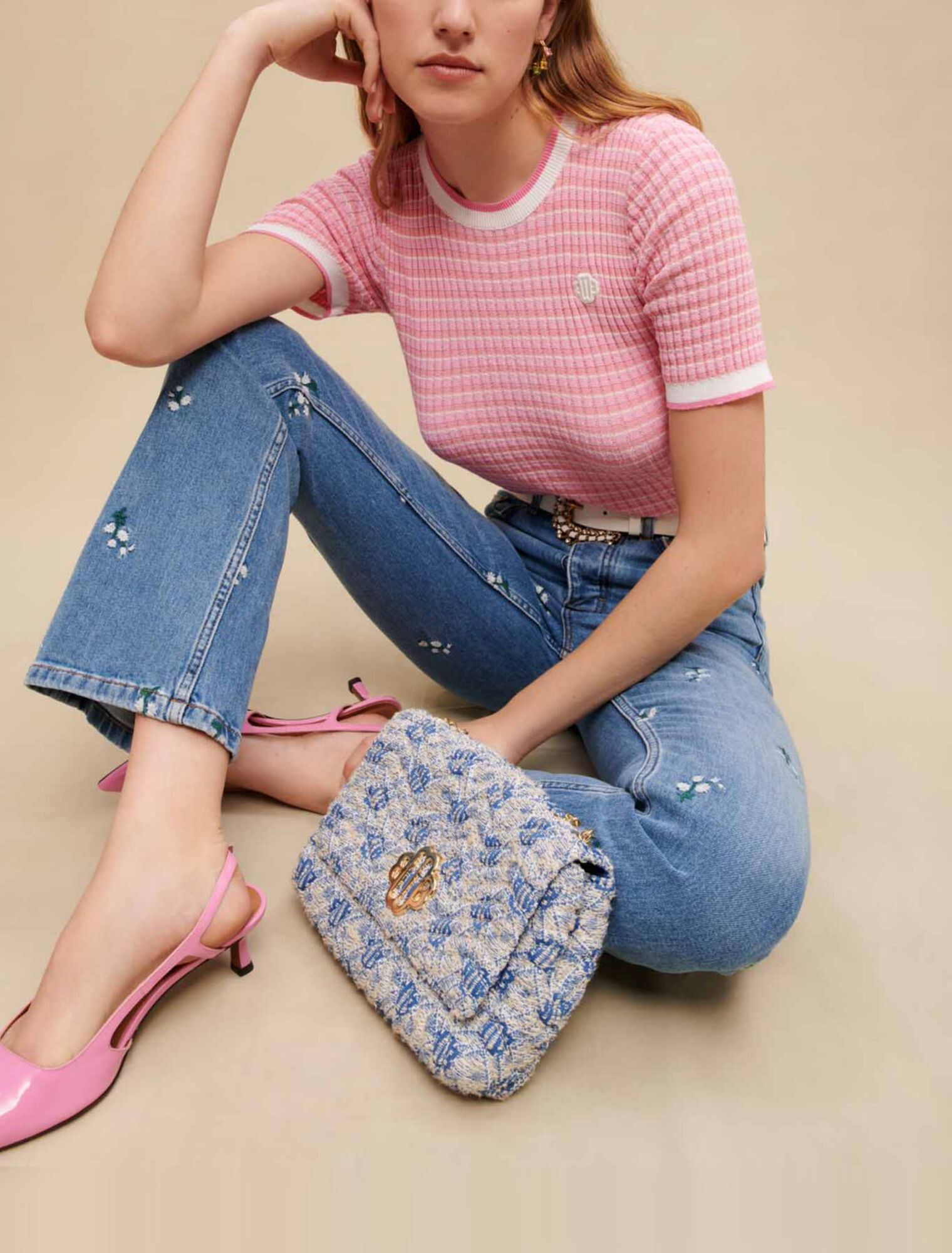 Jeans with floral embroidery