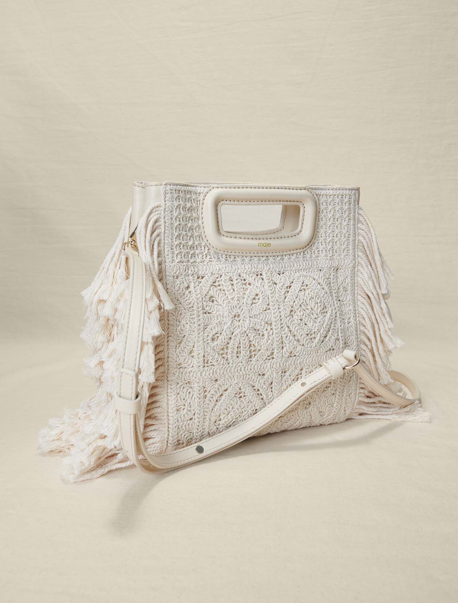 Crochet M bag