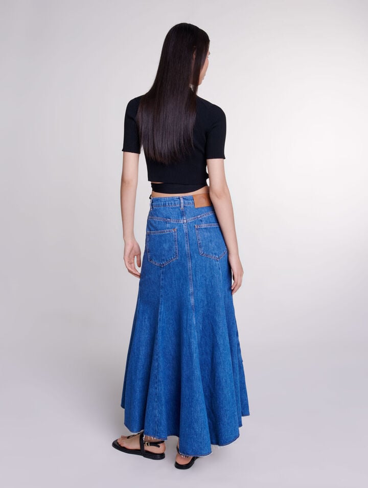 Criss-cross cropped top
