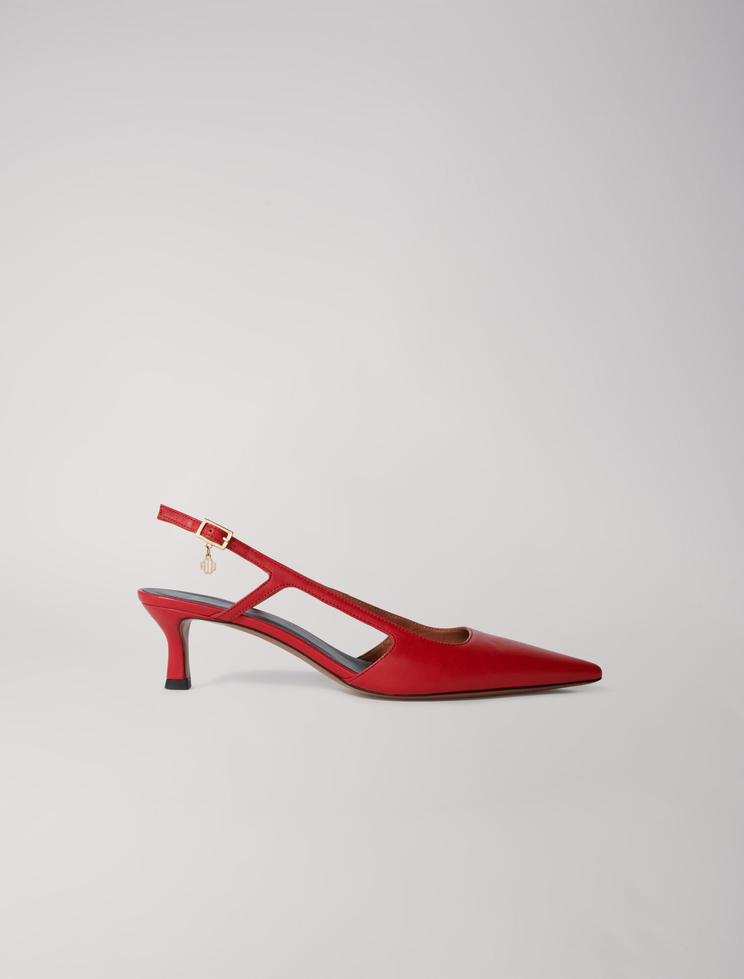 Leather court shoes