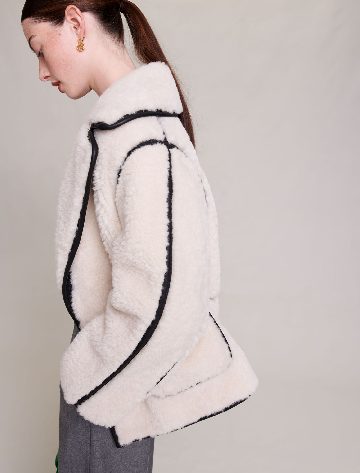 Short faux fur coat
