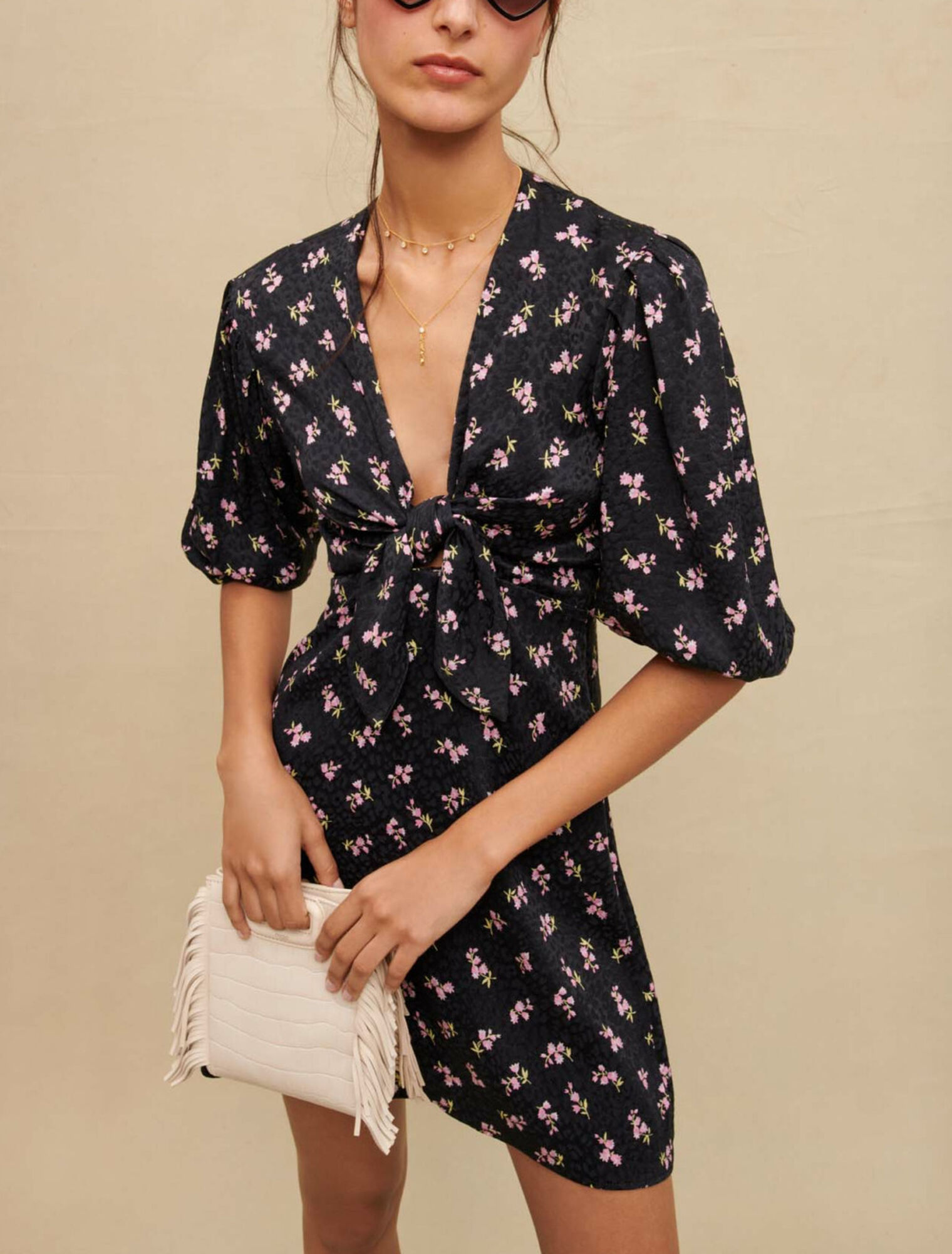 Short bow dress