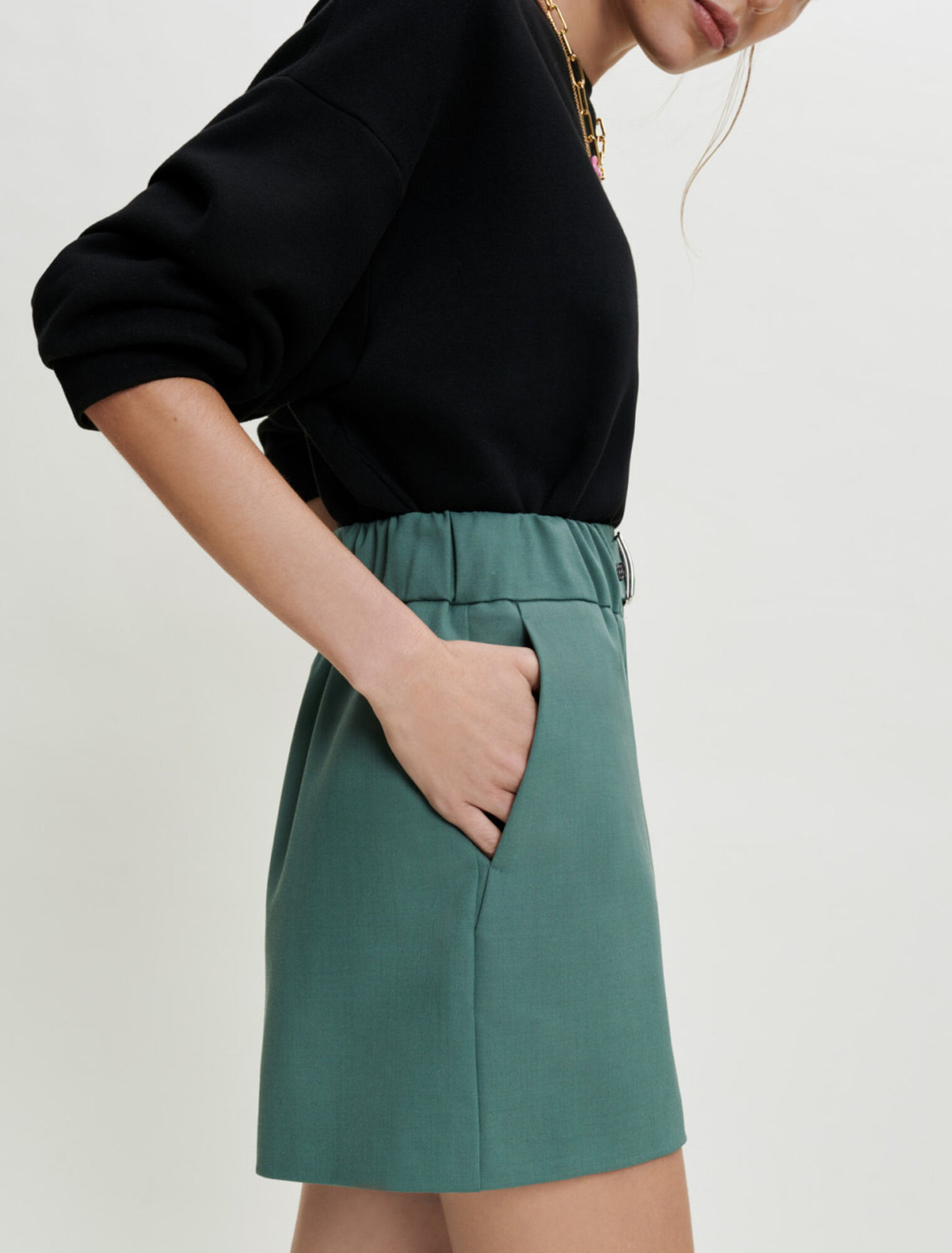 Elasticated tailored shorts