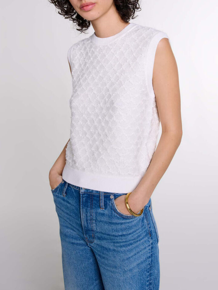 Sleeveless knit jumper