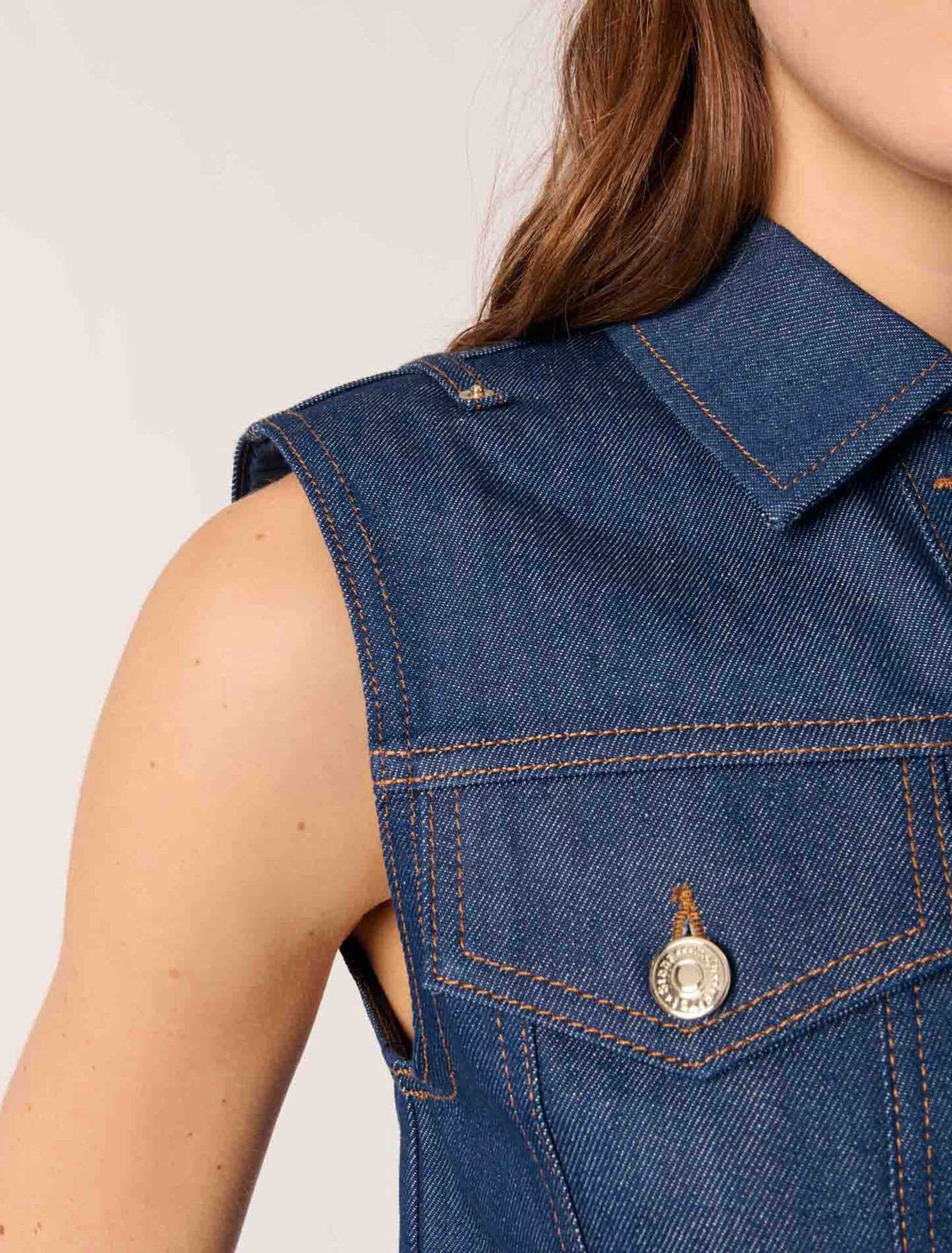 Denim cropped sleeveless jacket