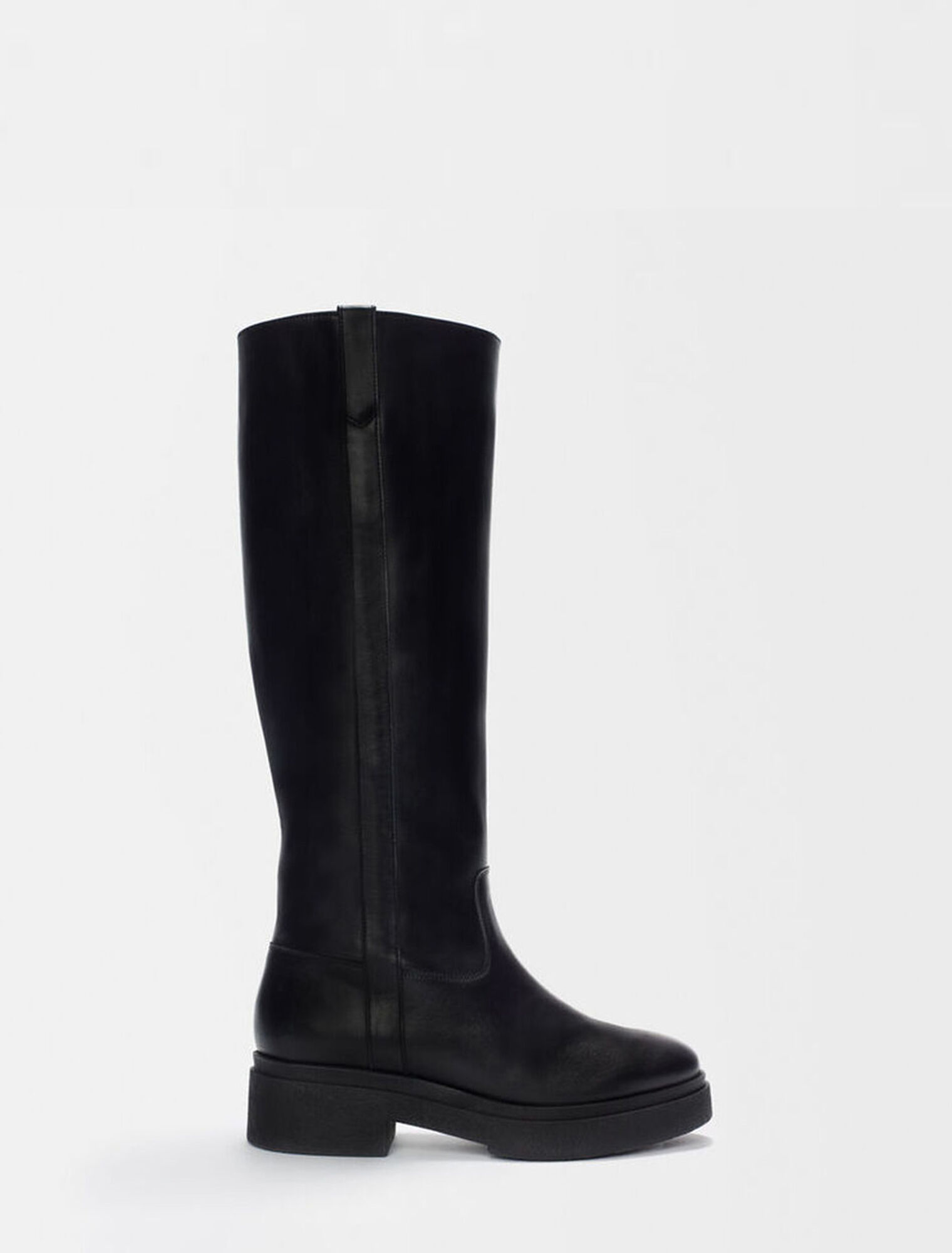 Smooth leather boots