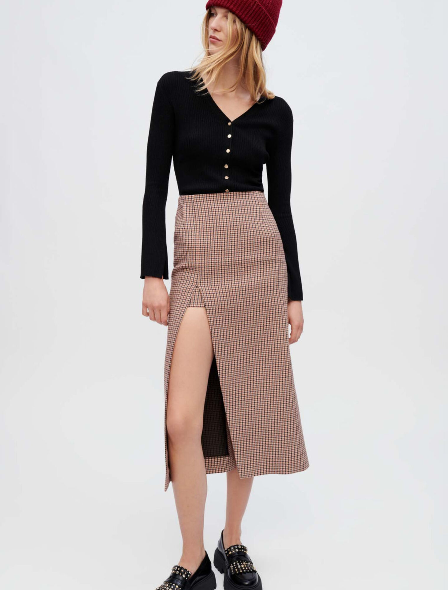 Midi skirt with houndstooth slit