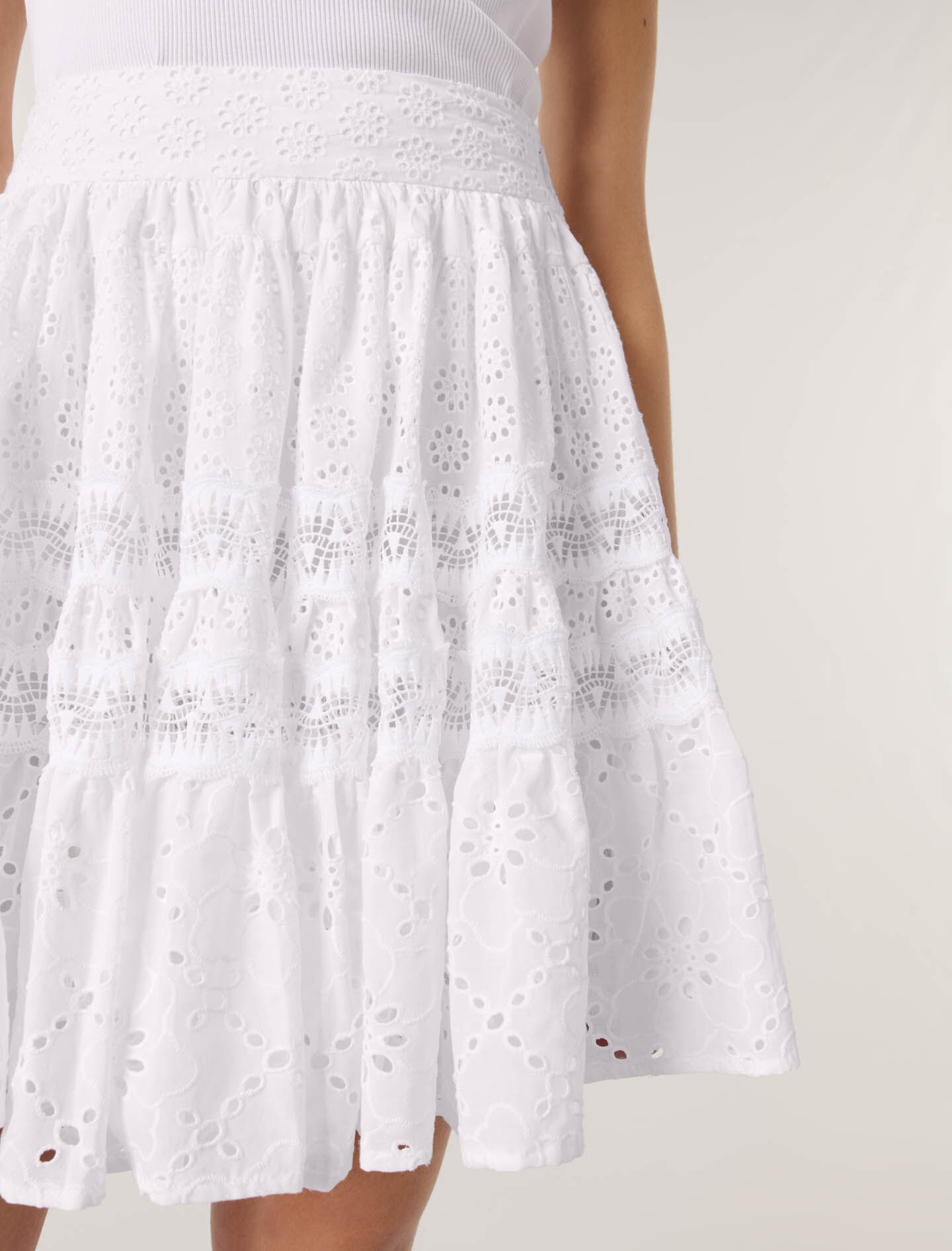 Short embroidered skirt White For Women | Maje