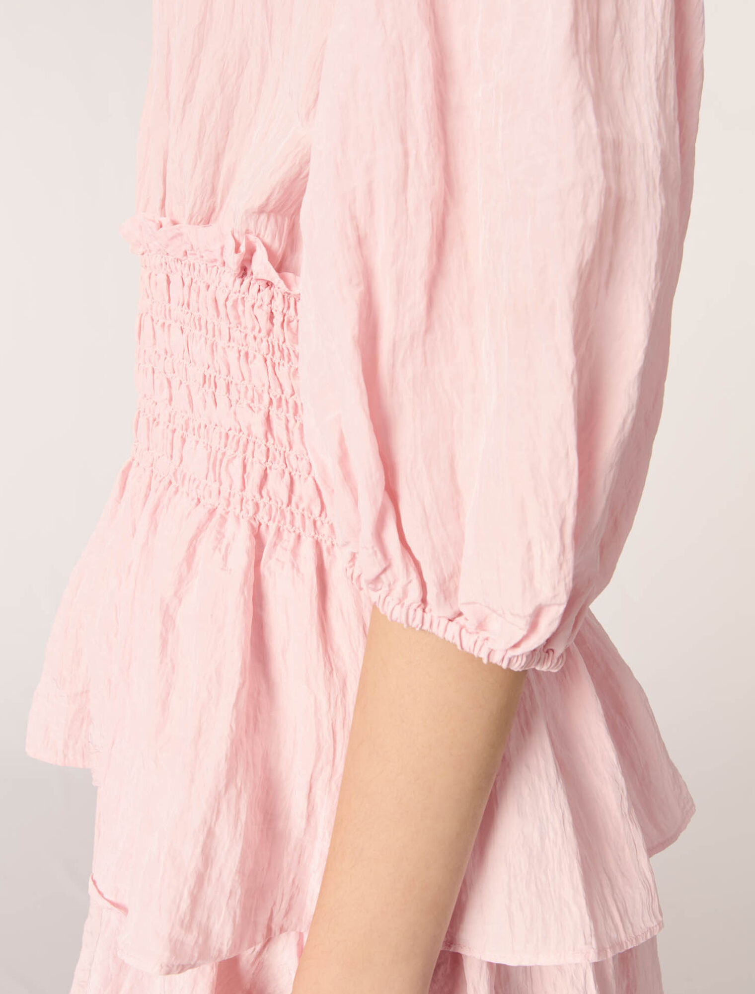 Short ruffled dress