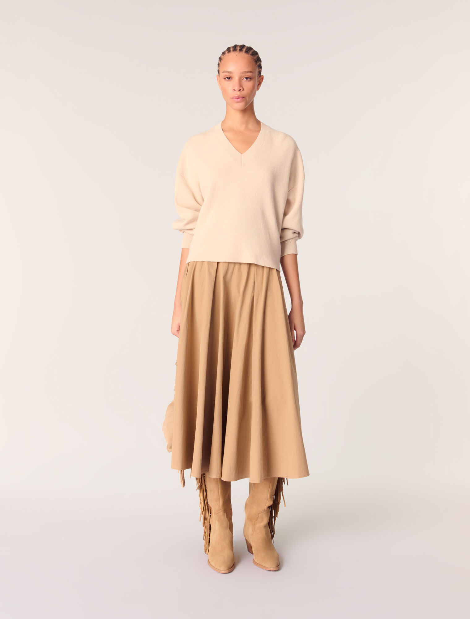 Wool blend V-neck sweater