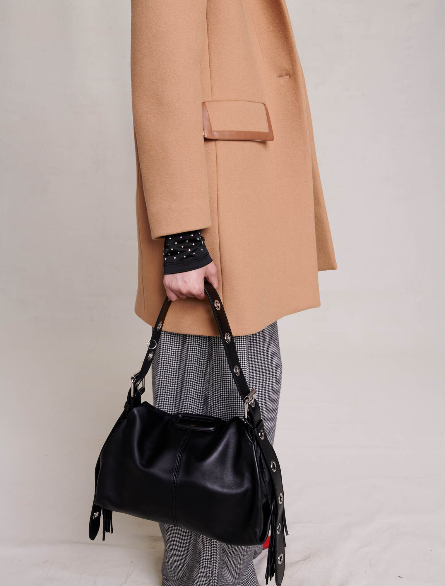 Structured mid-length coat